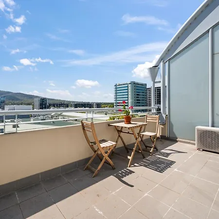 Dana-Private Room In A Shared Duplex Apartment -3 Canberra Exterior photo